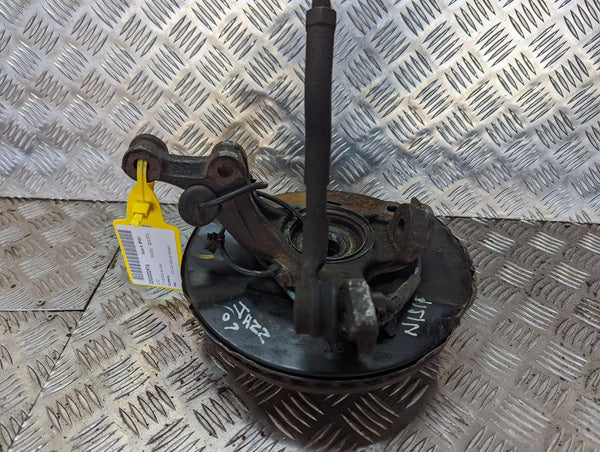 HONDA JAZZ - Passenger Front LF NS Hub Stub 02-08