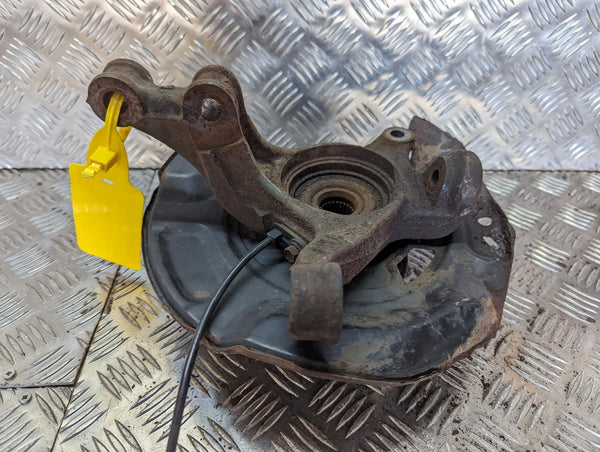TOYOTA YARIS - Passenger Front LF NS Hub Stub 05-11