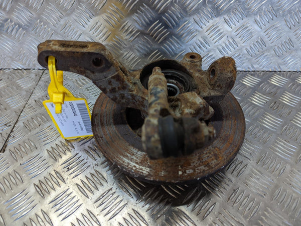 NISSAN MICRA - Passenger Front LF NS Hub Stub 98-03