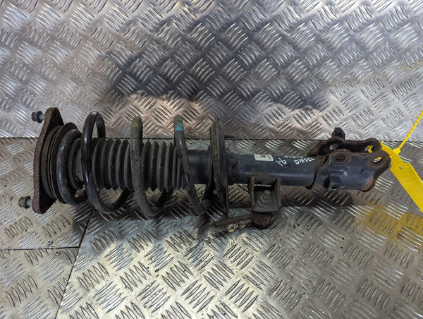 HYUNDAI I30 2015 - Driver Front OS RF Shocker Strut Leg 12-17