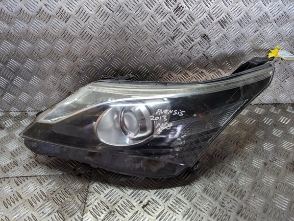 TOYOTA AVENSIS - Passenger NS LF Headlight L Headlamp 11-14