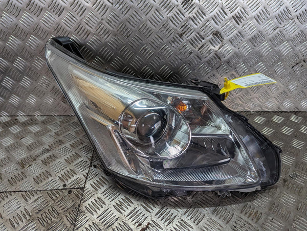 TOYOTA AVENSIS - Driver OS RF Headlight R Headlamp 09-12