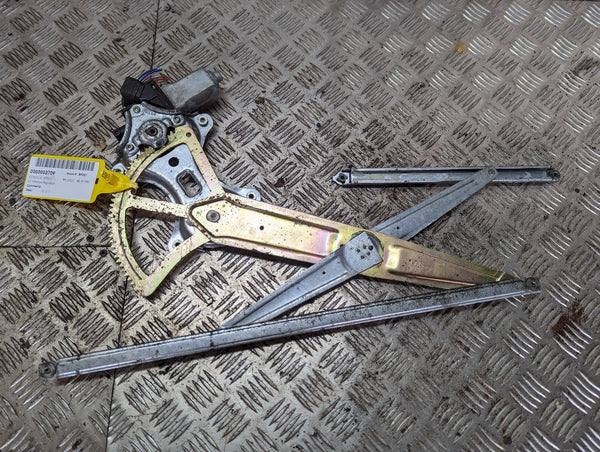TOYOTA COROLLA VERSO - Passenger Front NS LF Window Regulator 01-04