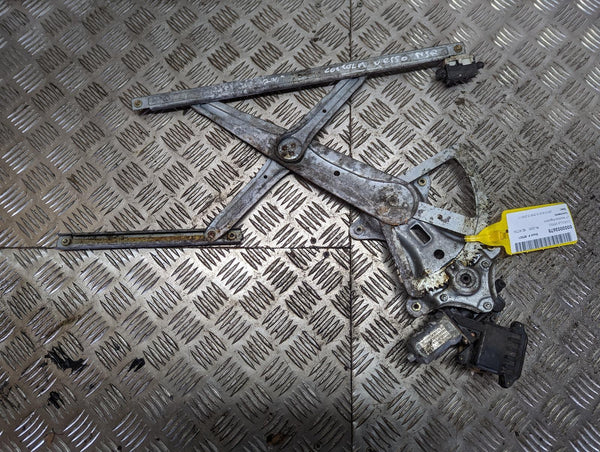 TOYOTA COROLLA VERSO - Passenger Front NS LF Window Regulator 04-09