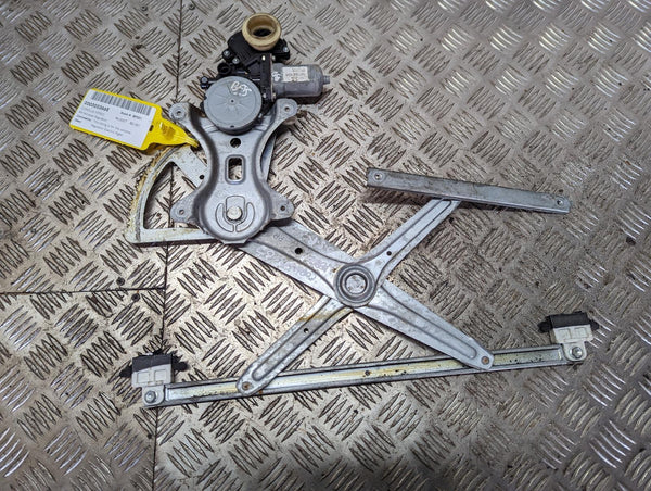 TOYOTA COROLLA VERSO - Driver Rear OS RR Window Regulator 02-09