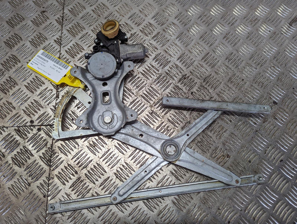 TOYOTA COROLLA VERSO - Driver Rear OS RR Window Regulator 02-09
