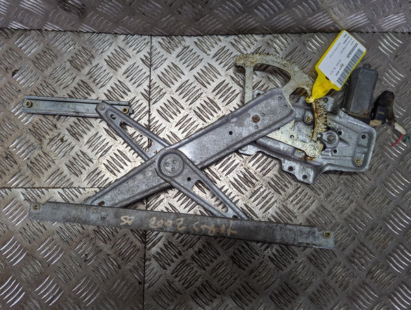 TOYOTA YARIS - Driver Front OS RF Window Regulator 05-11