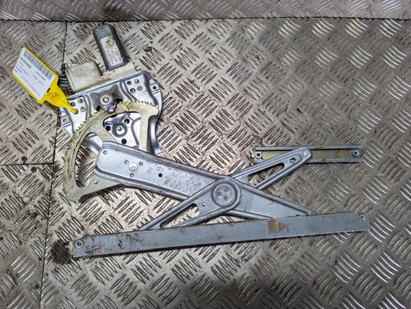 TOYOTA AVENSIS - Passenger Front NS LF Window Regulator 03-09