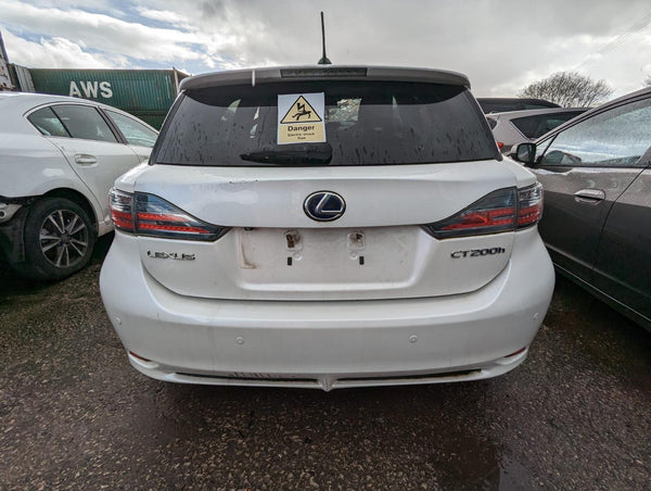 LEXUS CT200 - BOOTLID/TAILGATE 11-14