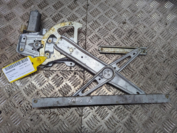 TOYOTA YARIS - Passenger Front NS LF Window Regulator 99-05