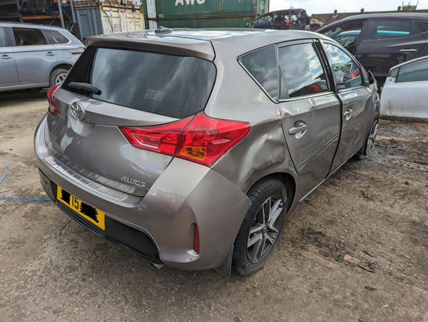 TOYOTA AURIS - Driver Rear Light 12-15