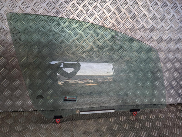 TOYOTA YARIS - Driver Side Front RF Door Window 11-20