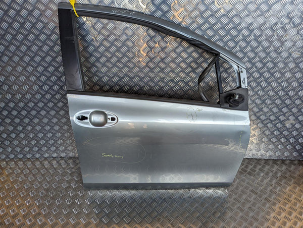 TOYOTA YARIS - Driver Front OS RF Door Shell 05-11