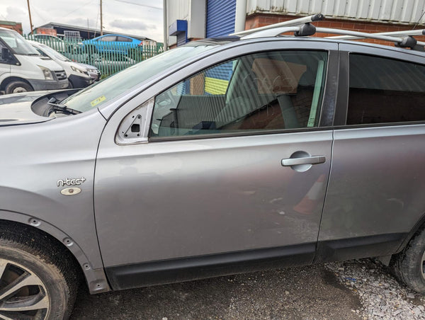 NISSAN QASHQAI - Passenger Front NS LF Door Shell 06-14