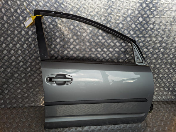 TOYOTA PRIUS - Driver Front OS RF Door Shell 04-09