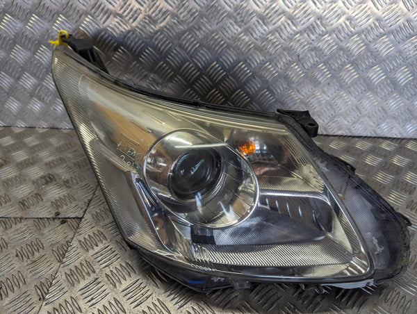 TOYOTA AVENSIS - Driver OS RF Headlight R Headlamp 09-12