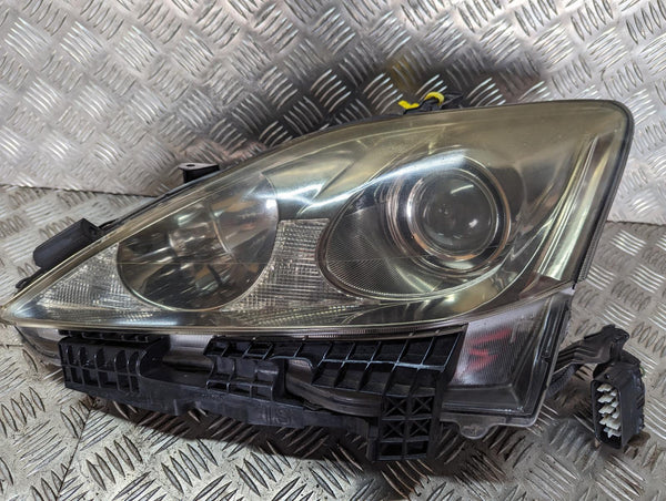 LEXUS IS200/IS300 - Passenger NS LF Headlight L Headlamp Xenon 05-13