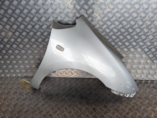 TOYOTA PRIUS - DRIVER RIGHT OS RF WING FENDER 04-09