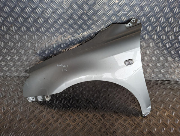 TOYOTA AVENSIS - PASSENGER LEFT NS LF WING FENDER 03-06